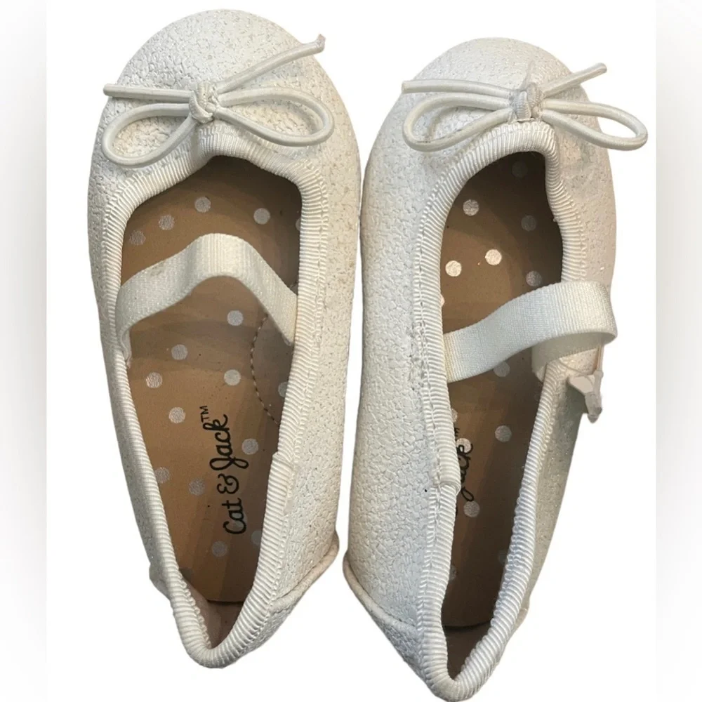 NWT baby girl spsrkly ballet flats dress shoes Sz 4